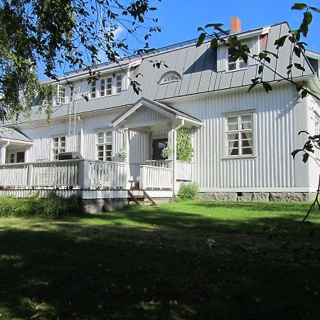 Hotelli Huiskankorpi Boutique Hotel Nivala المظهر الخارجي الصورة
